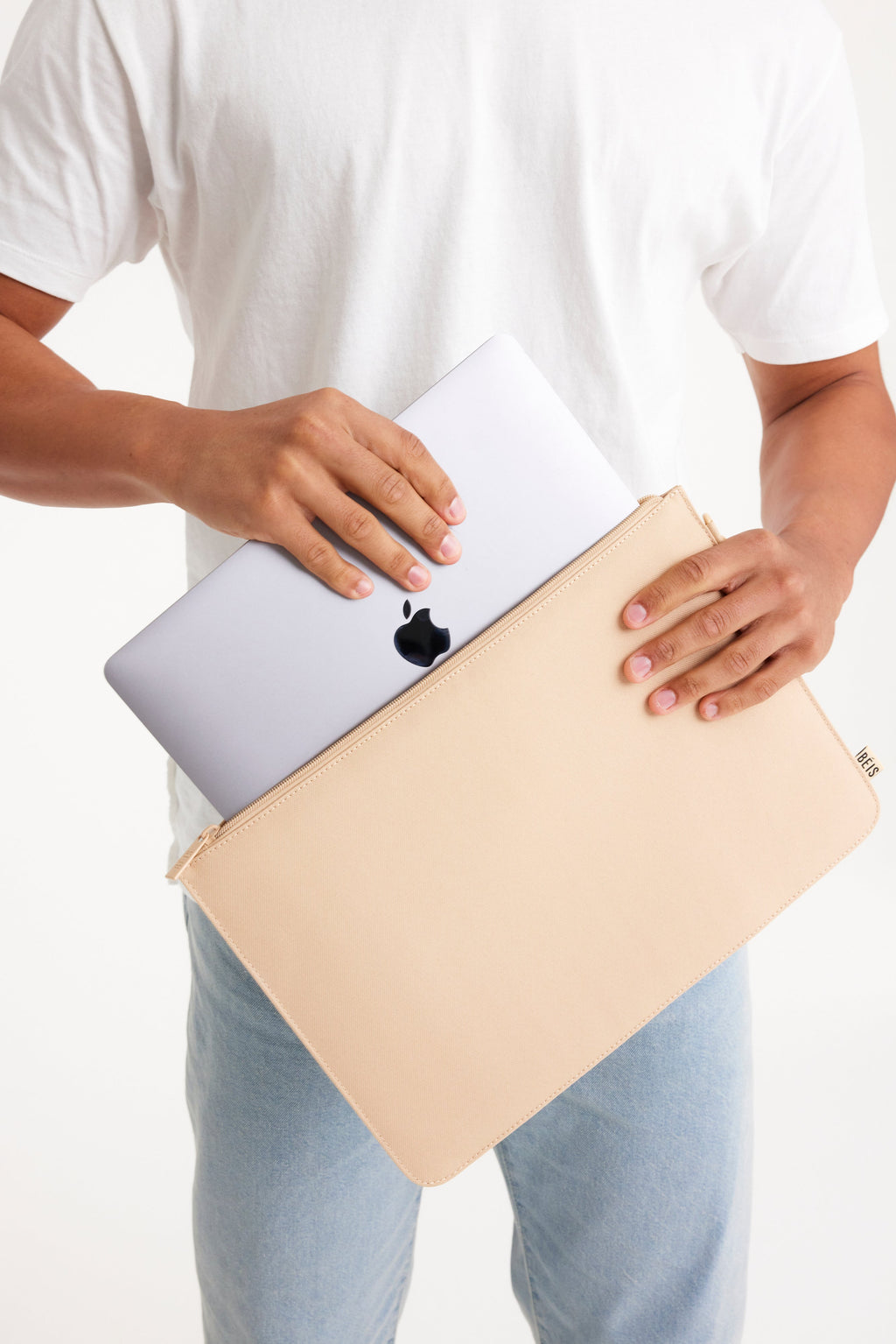 The B�ISics Laptop Pouch in Beige