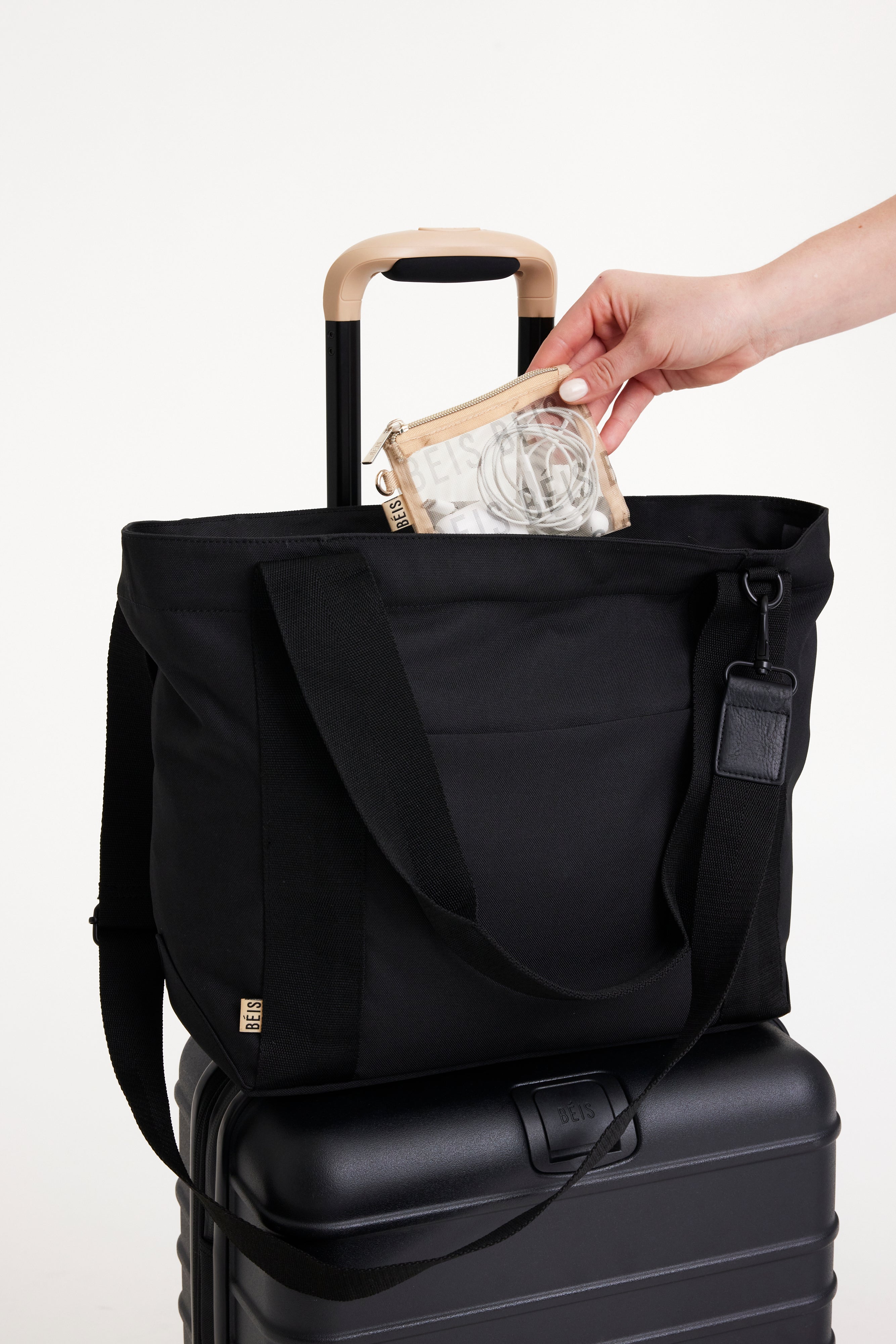 Resale The B�ISics Tote in Black
