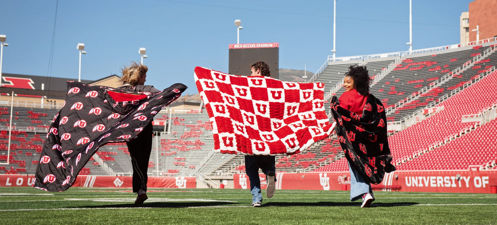 University of Utah Utes Hooded Stadium Blanket - Everywhere Blanket