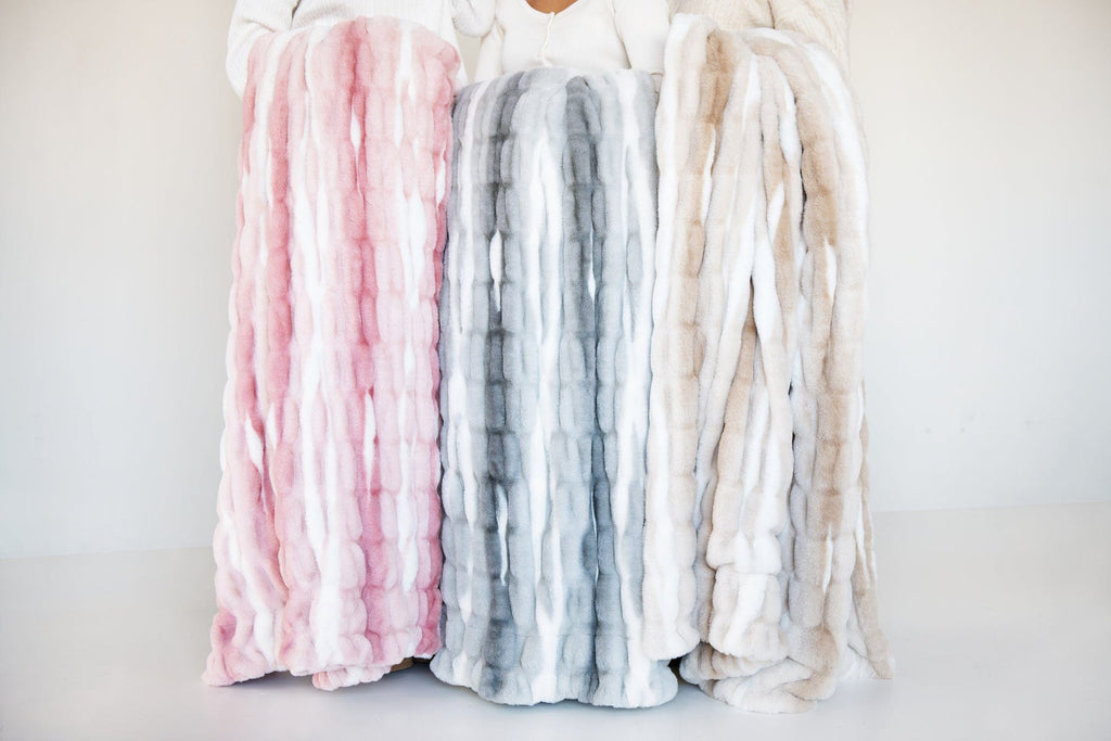 Hugs Swirl Licorice Blanket