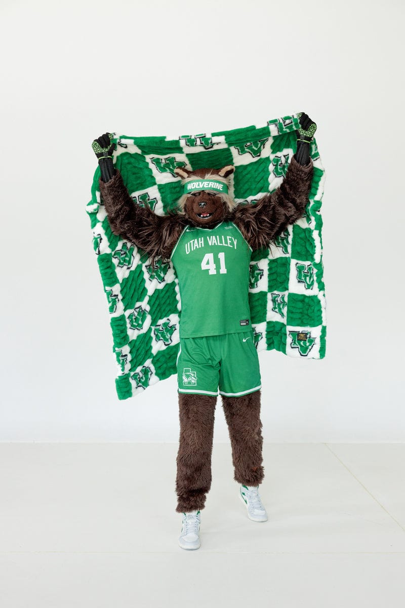 Utah Valley Wolverines Blanket - Hugs