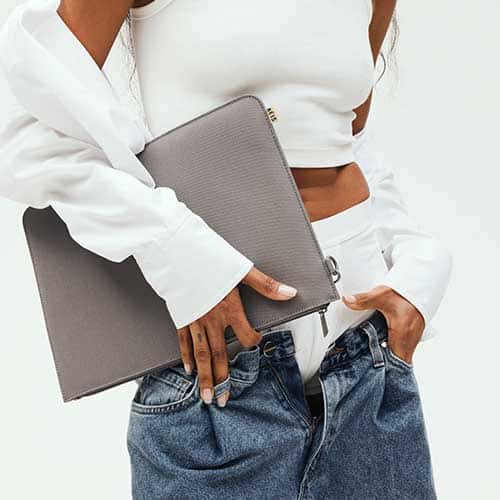 Resale The B�ISics Laptop Pouch in Grey